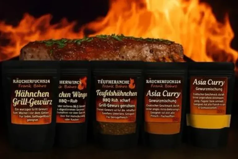„BBQ-Gewürze von Räucherfuchs24 vor Grillfeuer – Hähnchen-Rub, Chicken Wings, Teufelshähnchen, Asia Curry und mehr für Fleisch und Gemüse.“